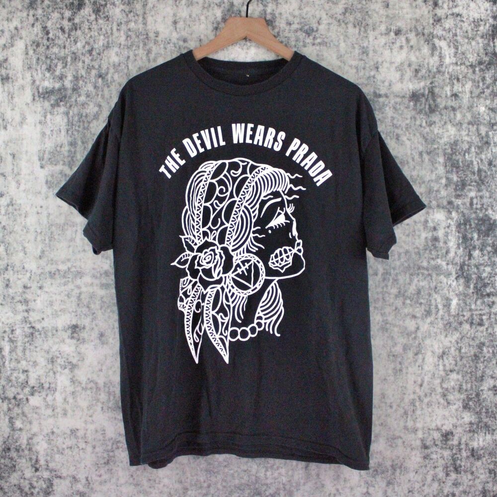 The Devil Wears Prada T Shirt Mens Size L Black Rock Band Tee Short Sleeve